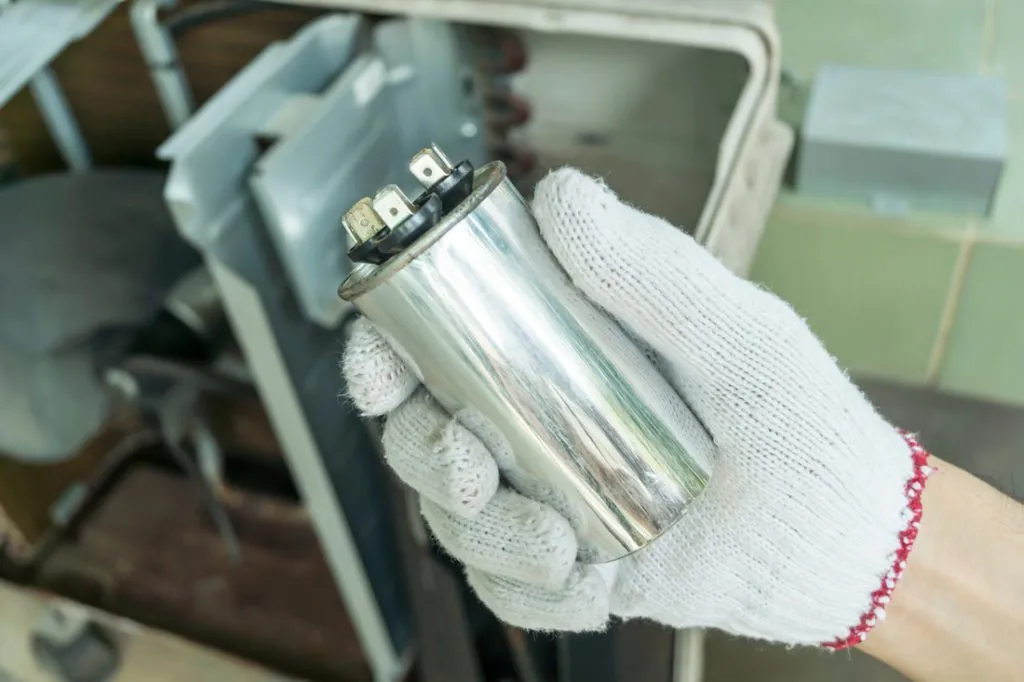 capacitor
